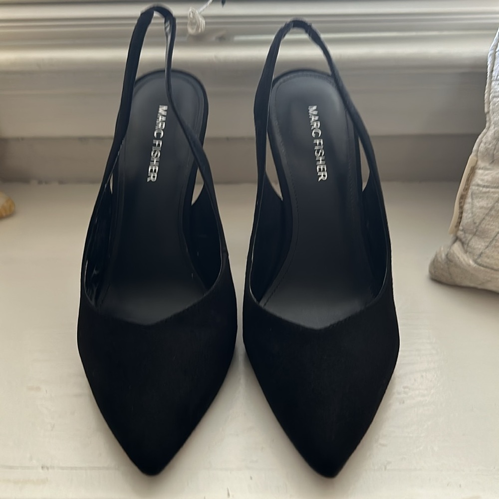 Marc Fisher Black Pointed Slingback Pumps with Sculpted Heel - Picture 2 of 3
